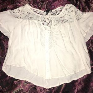 Forever 21 lace half shirt size Small